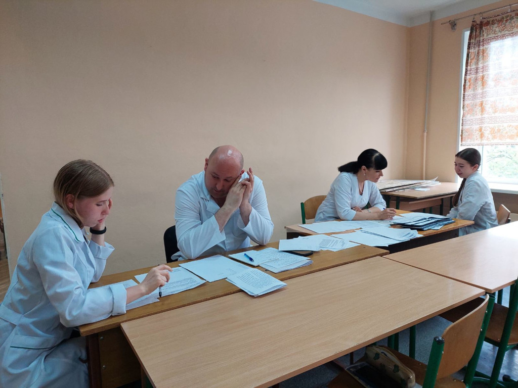 На кафедрі патофізіології 15.06.2024 р. був проведений іспит  з ОПП "Фармація" .